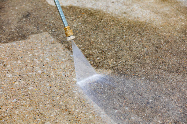 Best Oil Spill Cleanup  in Montalvin Manor, CA